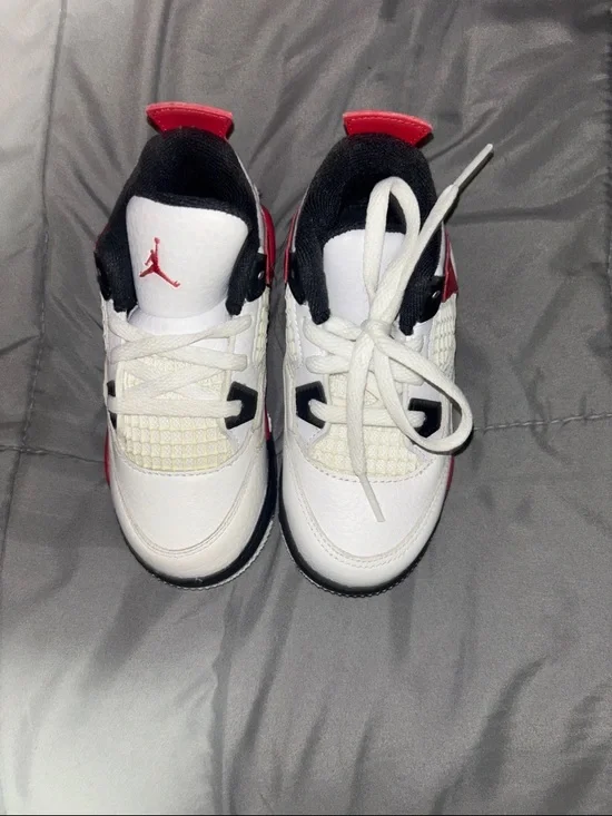 J4 Kids White and Red Athletic Sneakers - Classic Retro Style - Picture 3 of 7